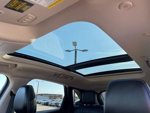 2020 Ford Escape Titanium Hybrid | Panoramic Roof | Navigation | AWD
